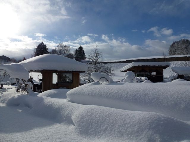 Pavillion im Schnee
